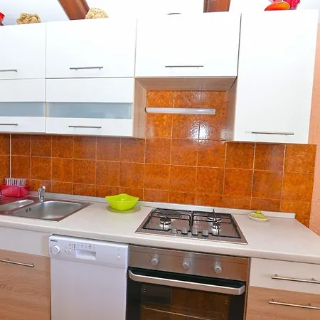 Apartment In 33349 Mali Losinj
