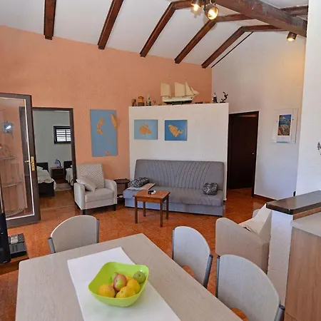 Apartment In 33349 *